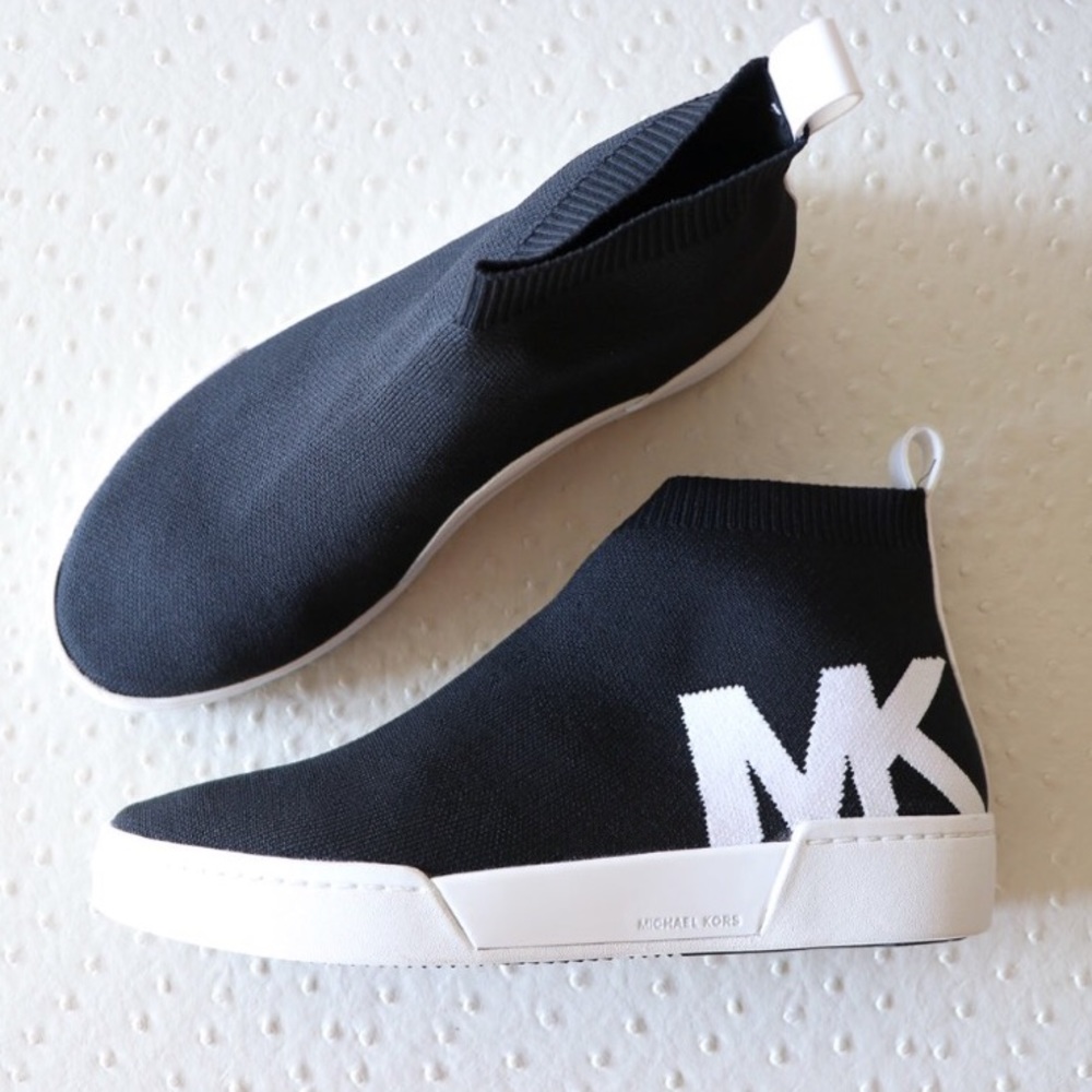 Michael Kors ‘Grover’ Slip-On Sneakers - Picture 2 of 8